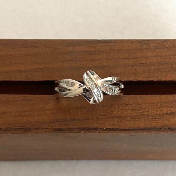 Heng Ngai Sterling Silver 925 Baguette Diamond Love Knot Wedding Band Ring 6.5 - Picture 13 of 16